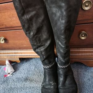 Black knee high boots. 7.5